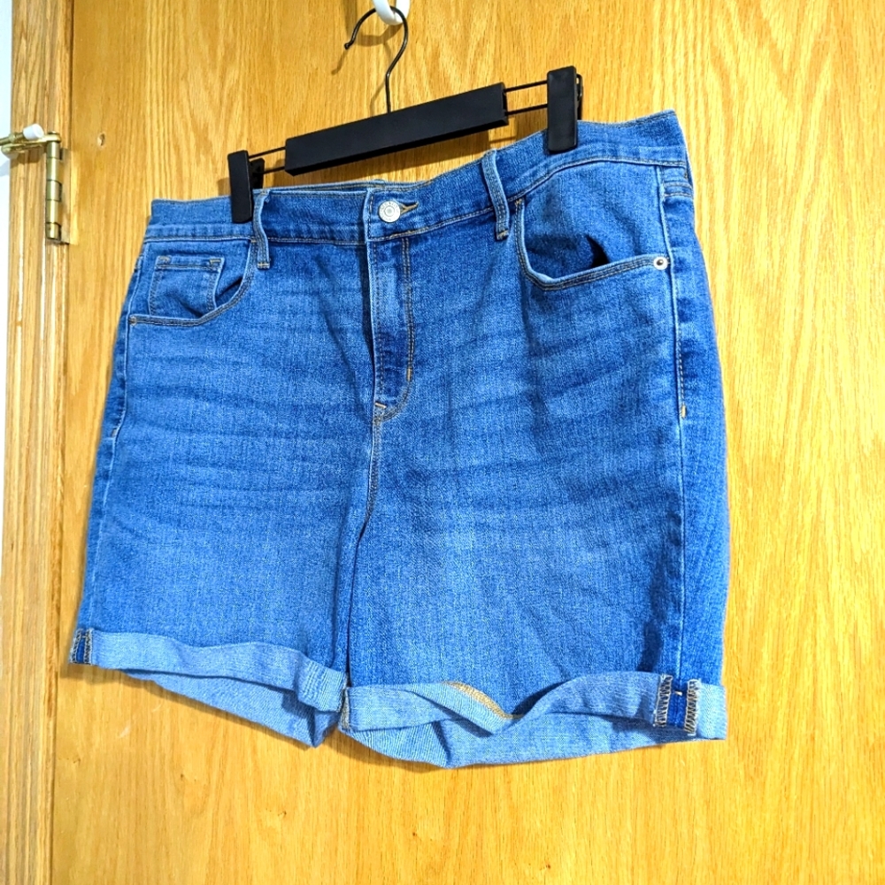 Old Navy size 16 denim jean shorts